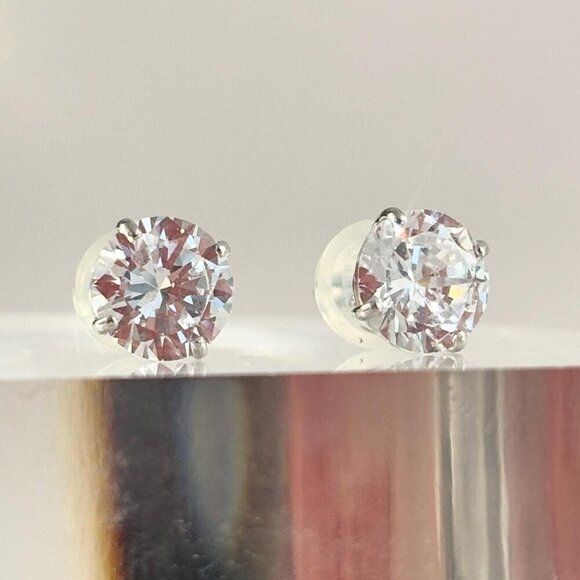 Sterling Silver Vintage Round Cut Solitaire Minimalist Stud Earrings - Picture 1 of 8